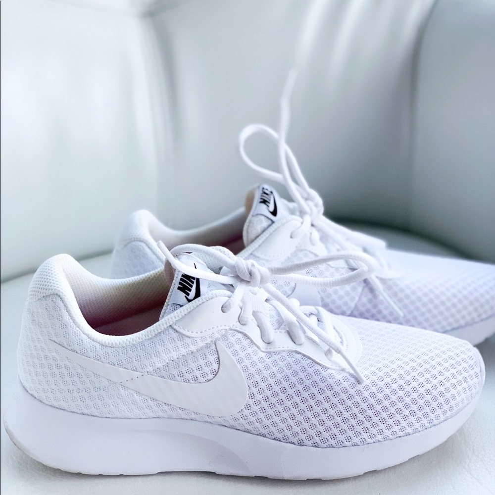 Like New NIKE sneakers❤️